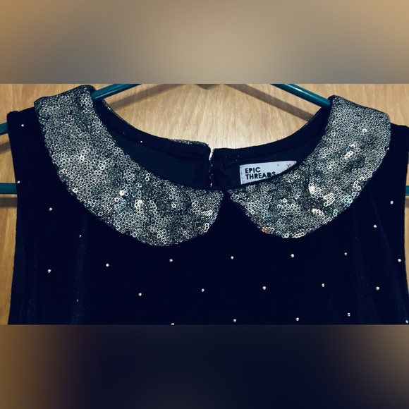 Girls Dress - Picture 2 of 4